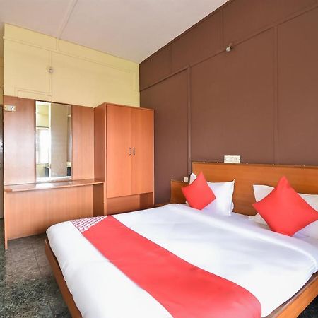 Oyo 63264 Hotel Shamiana Pandharpur Zewnętrze zdjęcie