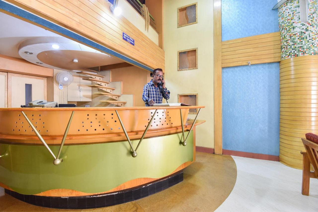 Oyo 63264 Hotel Shamiana Pandharpur Zewnętrze zdjęcie
